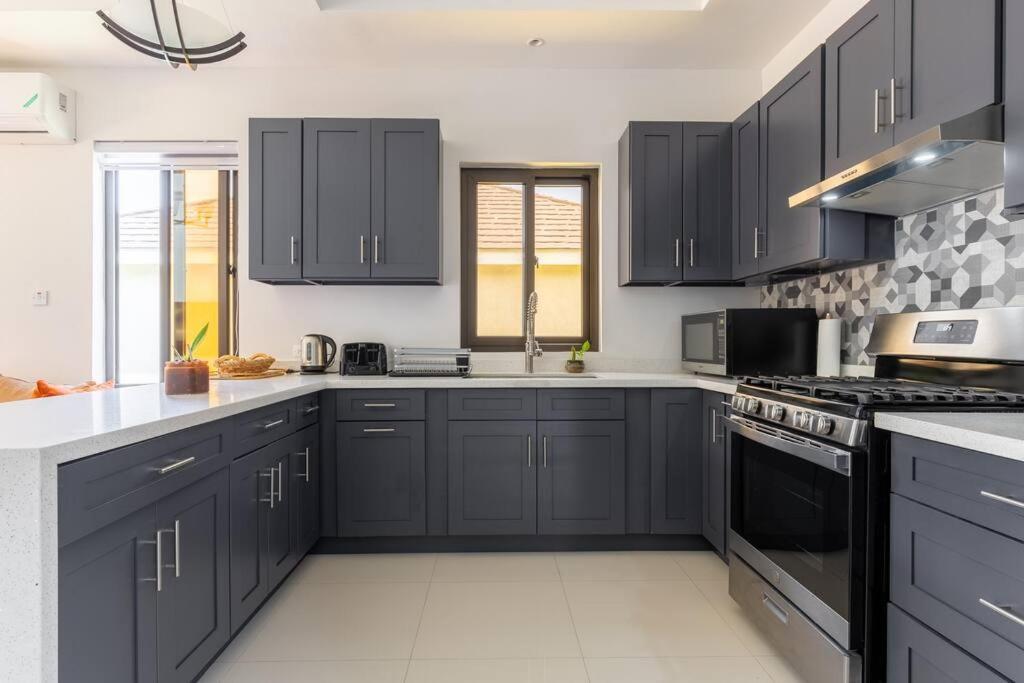 Sun Shine Luxury Villas 2 Bedroom Pool & Gym Ocho Rios St Ann Екстериор снимка