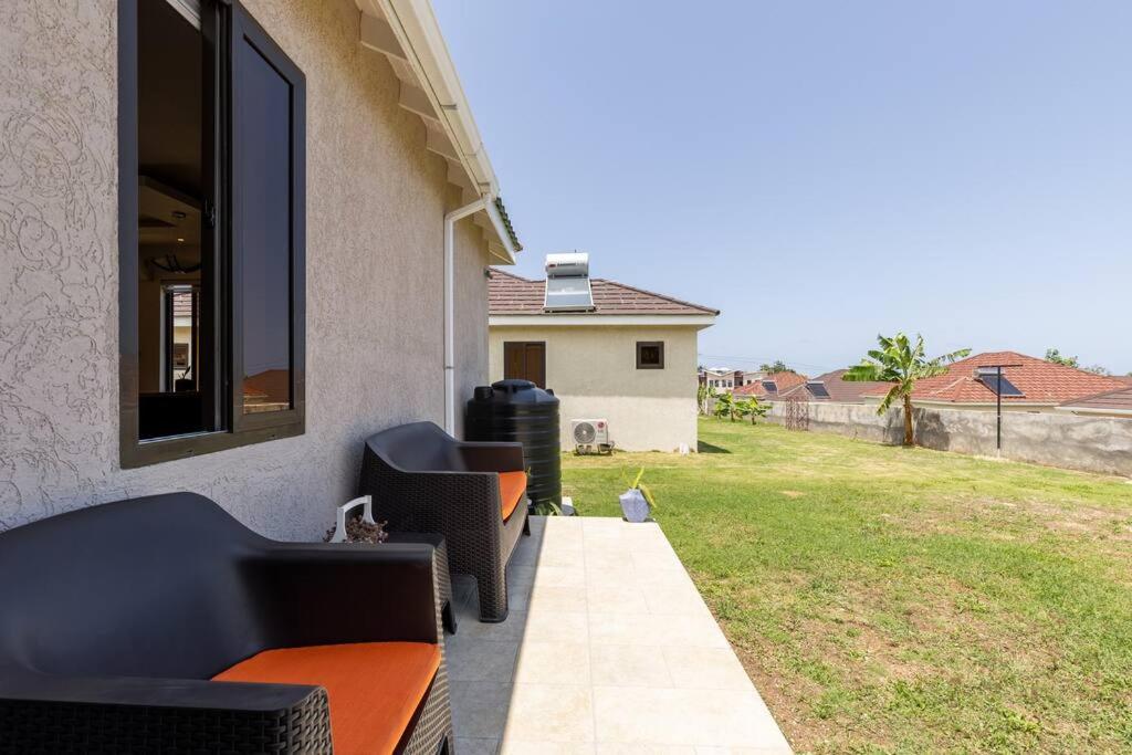 Sun Shine Luxury Villas 2 Bedroom Pool & Gym Ocho Rios St Ann Екстериор снимка